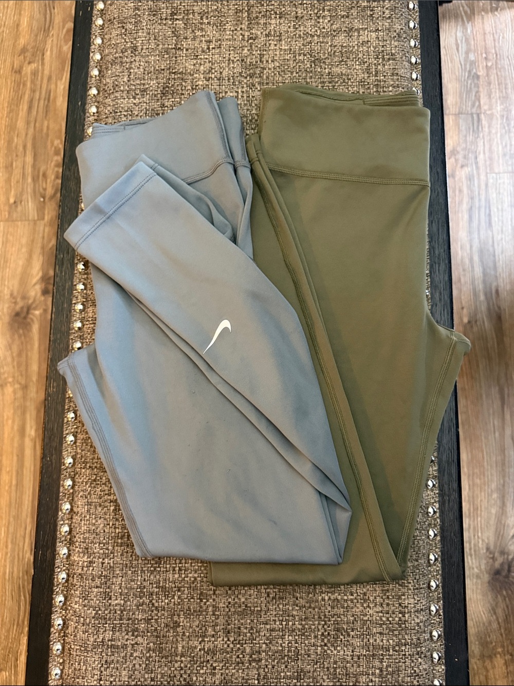Girls Kids Leggings in Light Gray and Olive Green
